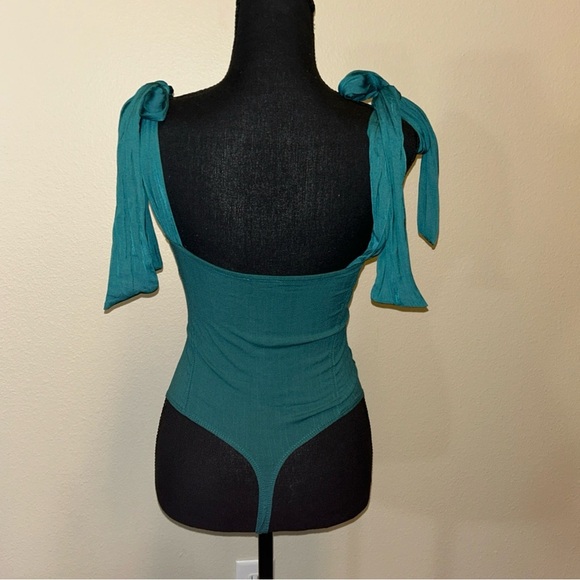 Free People Lola Green Bodysuit with Sweetheart Neckline - Picture 7 of 8